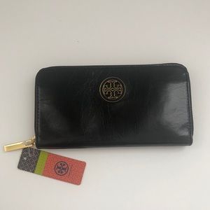 Tory Burch Clayton Zip Continental Wallet